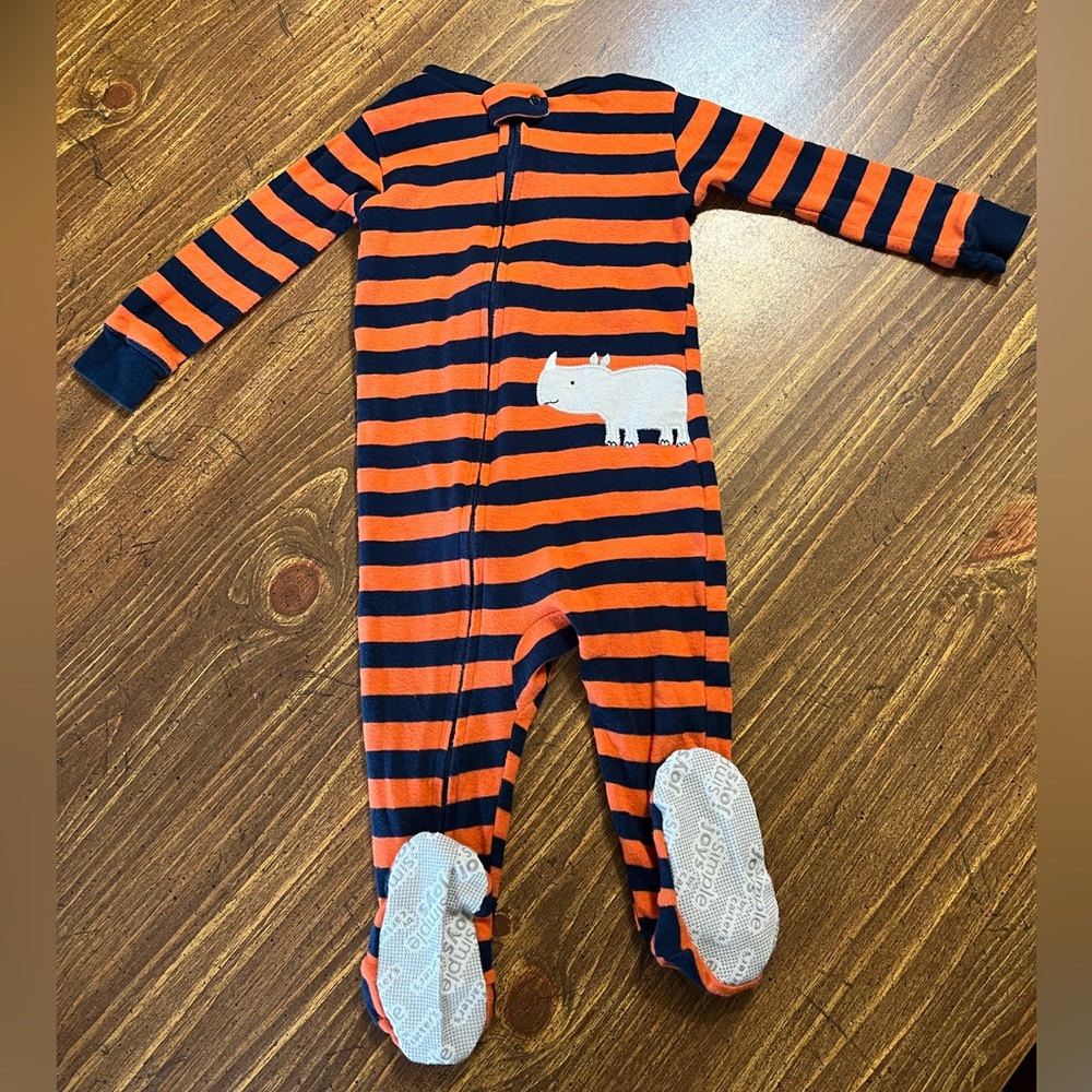 Carters Pajamas 3 - Picture 6 of 6